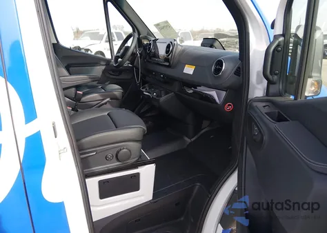 2025 Mercedes-Benz Sprinter 2500 Standard Roof 4-Cyl Diesel from USA, damaged, VIN W1Z4KFHY9SP788383